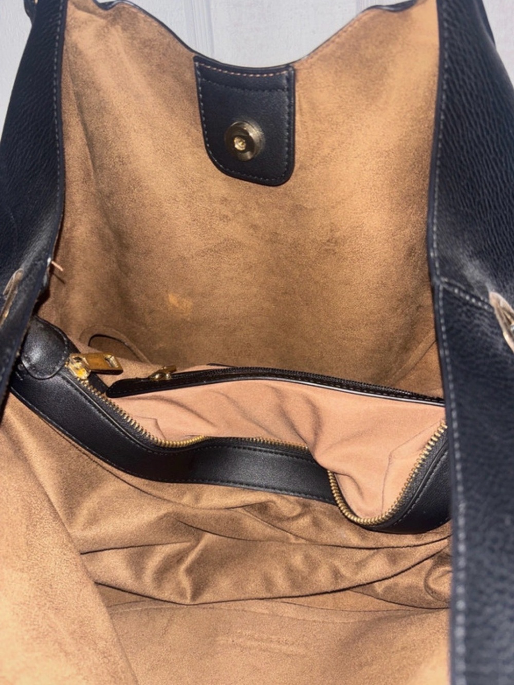 Sondra Roberts Black Leather Hobo Bag - Picture 5 of 5
